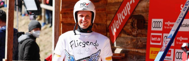 Lukas Klapfer mit Abschiedsgeschenk