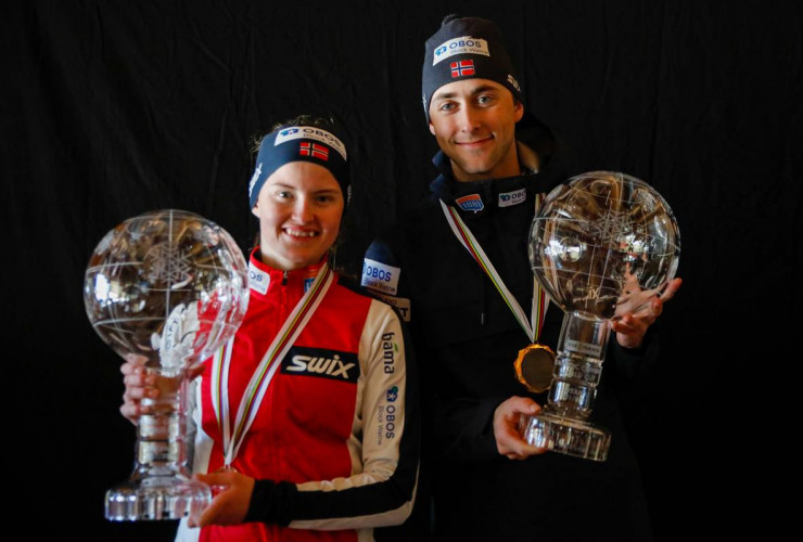 Die Gesamtsieger aus Norwegen: Gyda Westvold Hansen und Jarl Magnus Riiber.