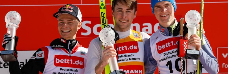 Das Tagespodium: Johannes Lamparter (AUT), Jarl Magnus Riiber (NOR), Vinzenz Geiger (GER), (l-r)