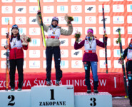 Das Podium bei den Damen: Haruka Kasai (JPN), Annika Sieff (ITA), Nathalie Armbruster (GER). Jenny Nowak (r) wird Vierte.