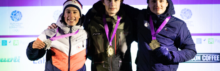 Die Medaillengewinner im Einzel der Jungen: Jiri Konvalinka (CZE), Eidar Johan Stroem (NOR), Marco Heinis (FRA)