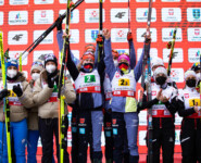 Das siegreiche deutsche Mixed Team: Jenny Nowak und Nathalie Armbruster (vorne, l-r), hinten Simon Mach (verdeckt) und Tristan Sommerfeldt. Silber: Italien, Bronze: Österreich.