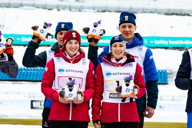Die Sieger aus Österreich: Severin Reiter, Lisa Hirner, Annalena Slamik, Samuel Lev (l-r)