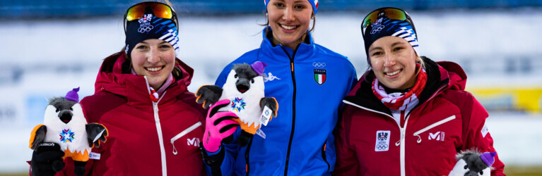 Die Medaillengewinnerinnen im Einzel: Lisa Hirner (AUT), Annika Sieff (ITA), Annalena Slamik (AUT) (l-r)