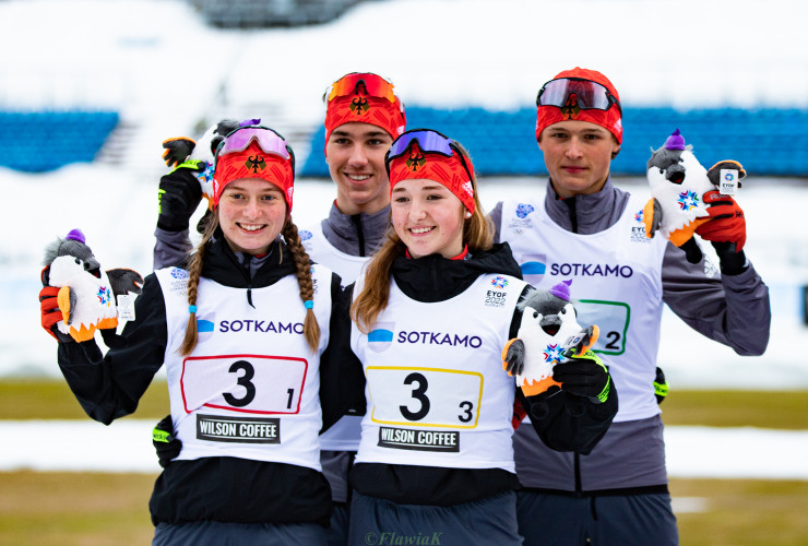 Silbermedaillengewinner Deutschland: Cindy Haasch, Tristan Sommerfeldt, Magdalena Burger, Benedikt Graebert (l-r)