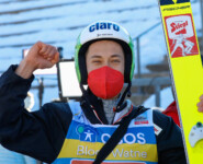 Mario Seidl gewinnt den Sprunglauf.