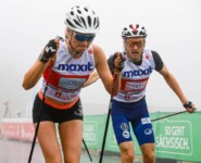 Annamaija Oinas (FIN) wird von Ilkka Herola (FIN) ins Rennen geschickt.