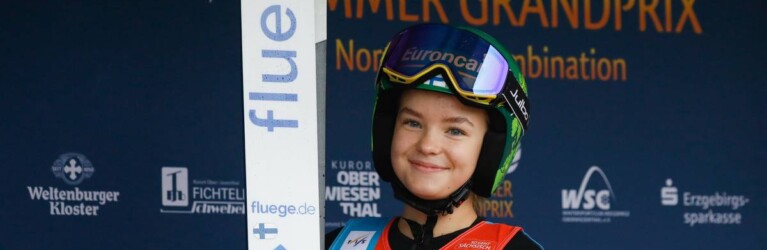 Minja Korhonen (FIN) gewinnt das Springen.