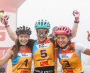 Die Siegerinnen bei den Damen: Minja Korhonen (FIN), Ema Volavsek (SLO), Nathalie Armbruster (GER)(l-r).