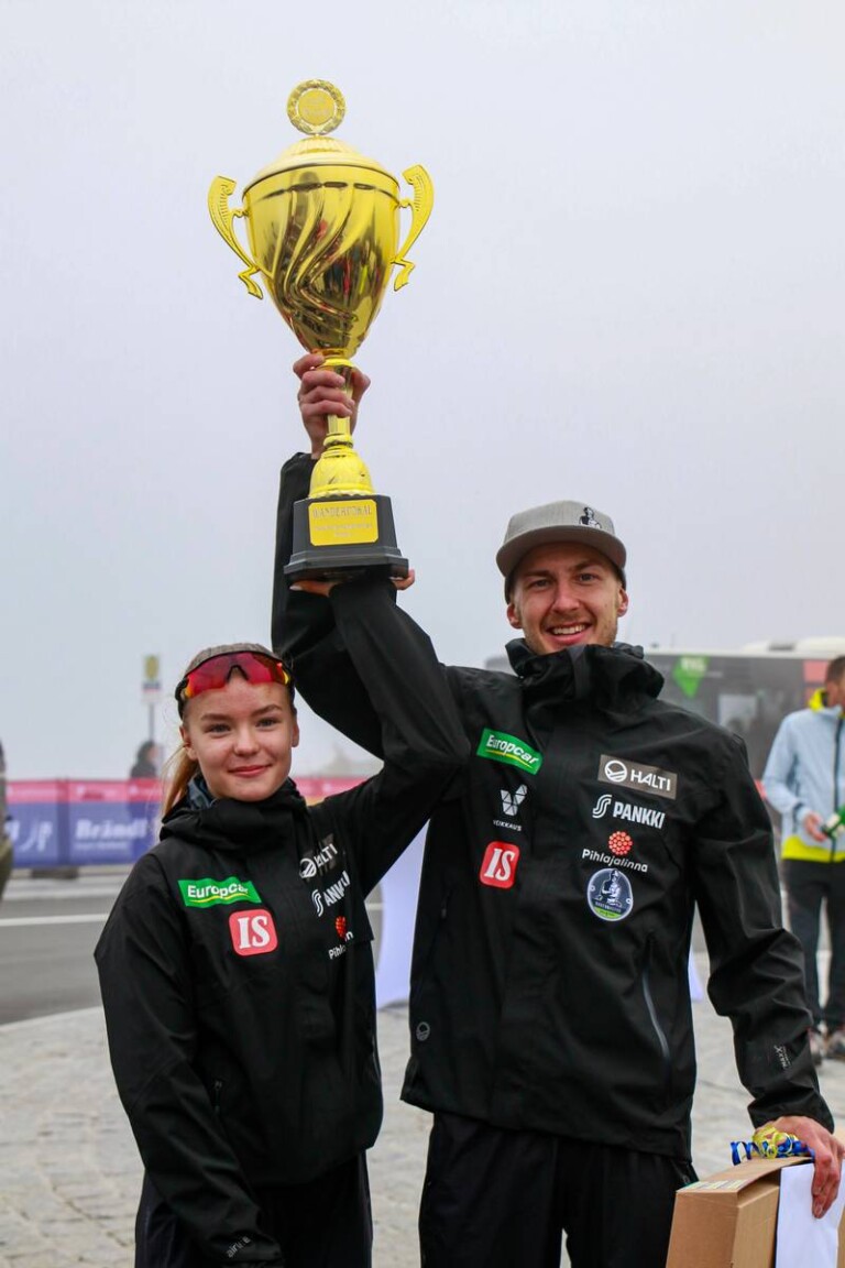 Erfolgreiche Finnen: Minja Korhonen (FIN) und Ilkka Herola (FIN), (l-r), standen als Zweite und Erster auf dem Podium.