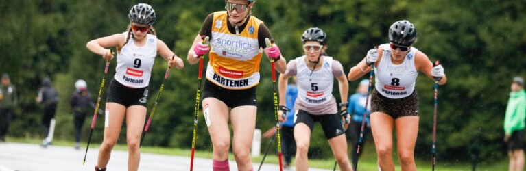 Die Verfolgerinnen: Minja Korhonen (FIN), Ema Volavsek (SLO), Lena Brocard (FRA), Daniela Dejori (ITA), (l-r)