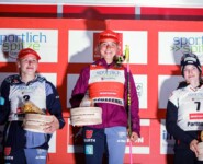 Die besten Damen: Jenny Nowak (GER), Nathalie Armbruster (GER), Lisa Hirner (AUT), (l-r).