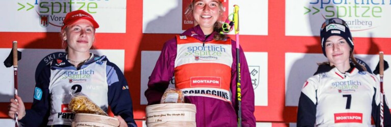 Die besten Damen: Jenny Nowak (GER), Nathalie Armbruster (GER), Lisa Hirner (AUT), (l-r).