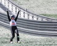Laurent Muhlethaler (FRA) ist der Sieger des Springens bei den Herren.