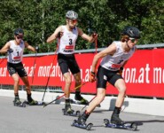 Das Führungstrio: Laurent Muhlethaler (FRA), Eero Hirvonen (FIN), Stefan Rettenegger (AUT)(l-r) - FIS Nordic Combined Summer Grand Prix men and women, individual gundersen HS108/10km men, Tschagguns (AUT