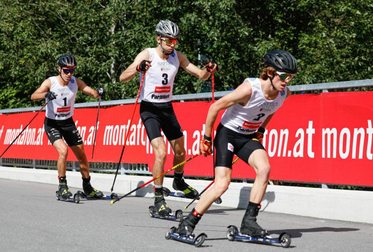 Das Führungstrio: Laurent Muhlethaler (FRA), Eero Hirvonen (FIN), Stefan Rettenegger (AUT)(l-r) - FIS Nordic Combined Summer Grand Prix men and women, individual gundersen HS108/10km men, Tschagguns (AUT