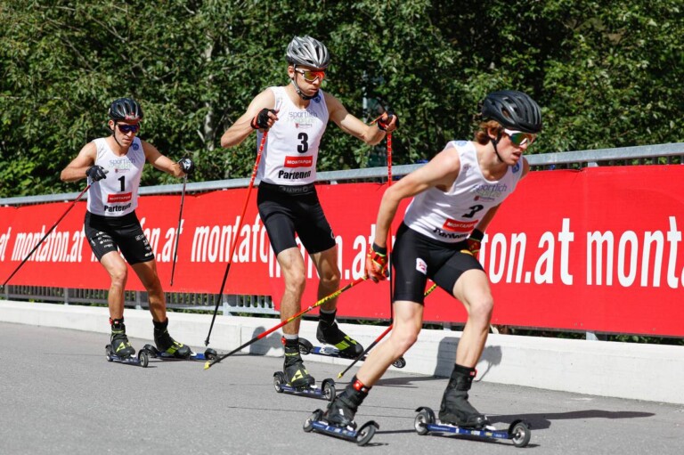 Das Führungstrio: Laurent Muhlethaler (FRA), Eero Hirvonen (FIN), Stefan Rettenegger (AUT)(l-r) - FIS Nordic Combined Summer Grand Prix men and women, individual gundersen HS108/10km men, Tschagguns (AUT
