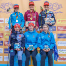 Die siegreichen Juniorinnen: Jenny Nowak (GER), Nathalie Armbuster (GER), Anne Haeckel (GER), Cindy Haasch (GER), Ronja Loh (GER), Trine Goepfert (GER), (l-r)