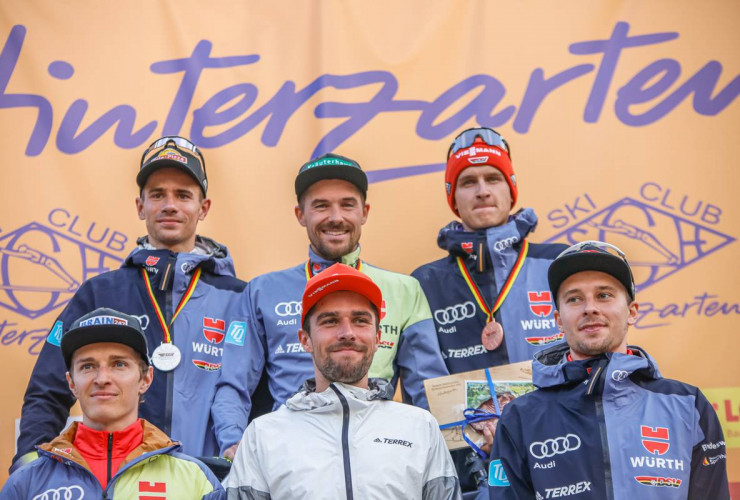 Die Sieger bei den Herren: Jakob Lange (GER), Fabian Riessle (GER), Julian Schmid (GER), Manuel Faisst (GER), Johannes Rydzek (GER), (l-r)