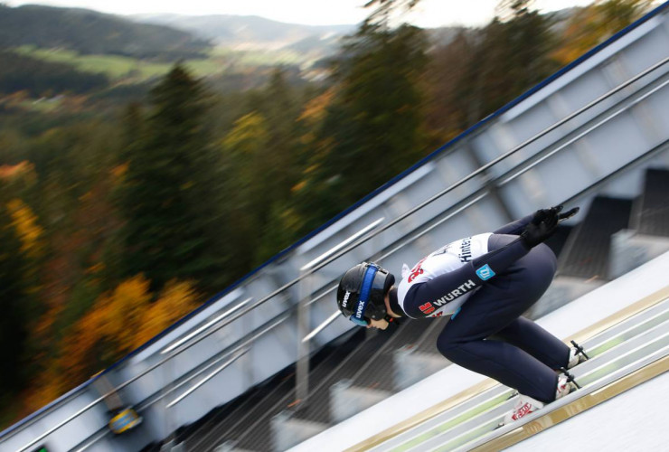 Christian Frank beim Sprung in Hinterzarten