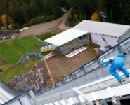 Martin Hahn mit dem Blick ins Adler-Skistadion