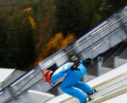 Julian Schmid auf dem Weg zu seinem Sprung