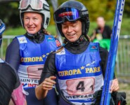 Cindy Haasch (GER) und Sophia Maurus konnten nach dem Sprung zufrieden sein.