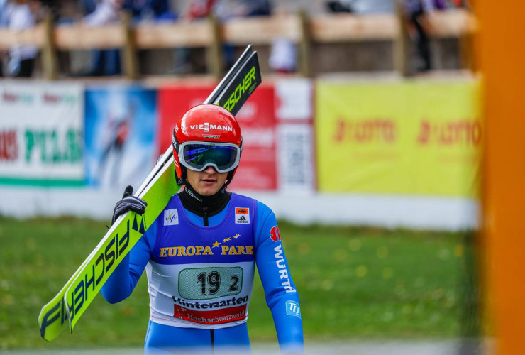 Julian Schmid (GER) lag nach dem Springen vorn.