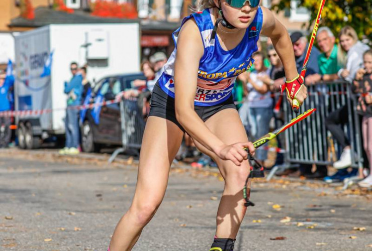 Thea Haeckel (GER) brach bereits kurz nach dem Start der Stock.