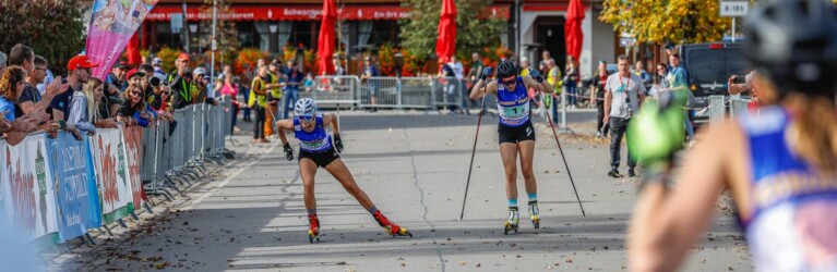 Zielsprint: Cindy Haasch (GER), Jenny Nowak (GER), (l-r)