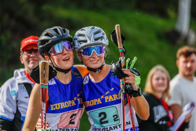 Maria Gerboth (GER), Cindy Haasch (GER), (l-r) nach ihrem Sieg