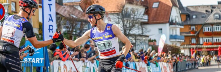 Julian Schmid (GER), Jakob Lange (GER), (l-r) nach ihrem Sieg