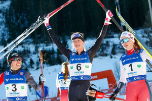 Tara Geraghty-Moats (USA) gewann in Ramsau 2020 den ersten Damen-Weltcup in der Geschichte der Nordischen Kombination.