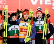 Das erste Podium der Saison: Ryota Yamamoto (JPN), Julian Schmid (GER), Jens Luraas Oftebro (NOR), (l-r)
