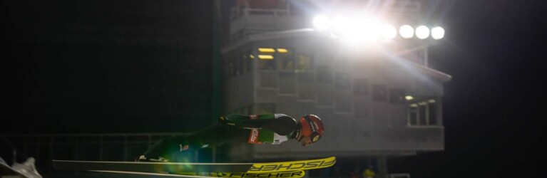 Johannes Rydzek (GER) beim Springen