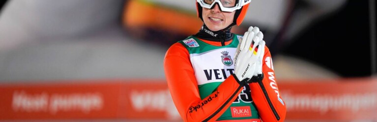 Eric Frenzel (GER) haderte etwas mit seinem Sprung.