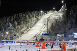 Die Schanze am Rukatunturi ist die größte Schanze des Weltcups in der Nordischen Kombination.