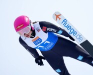 Nathalie Armbruster (GER) beim Sprung in Lillehammer