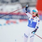 Gyda Westvold Hansen (NOR) siegt beim Saisonauftakt der Kombiniererinnen in Lillehammer.