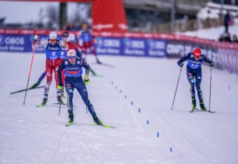 Der Zielsprint: Vinzenz Geiger (GER) hat die Nase vorn.