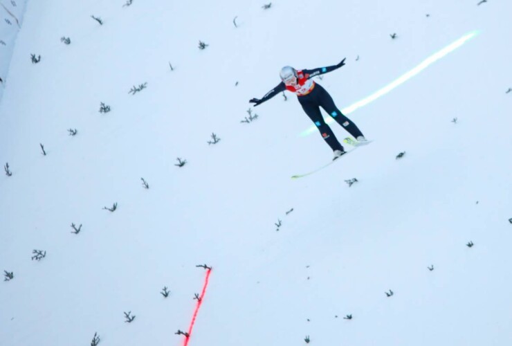 Svenja Wuerth (GER) mit einem weiten Sprung