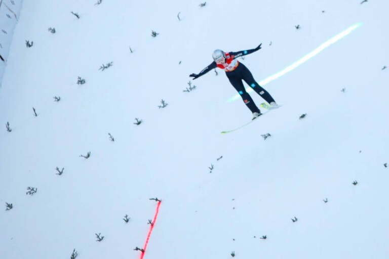 Svenja Wuerth (GER) mit einem weiten Sprung