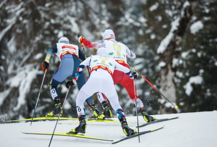 Das Verfolgertrio: Jens Luraas Oftebro (NOR) hinter Vinzenz Geiger (GER) und Johannes Lamparter (AUT)