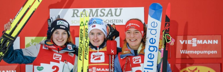 Das Podium der Damen: Lisa Hirner (AUT), Gyda Westvold Hansen (NOR), Nathalie Armbruster (GER), (l-r)