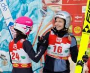 Gute Stimmung bei den deutschen Damen: Nathalie Armbruster (GER), Svenja Wuerth (GER), (l-r) am Leaderboard