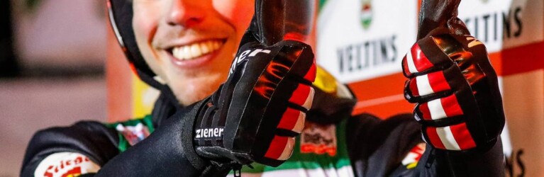 Franz-Josef Rehrl (AUT) freut sich bei -15 Grad Celsius über den Heizstrahler am Leaderboard.