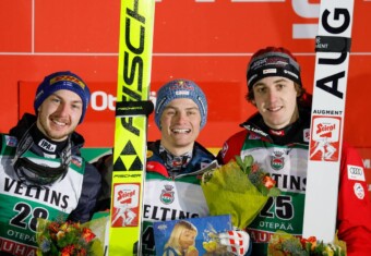 Strahlende Gesichter auf dem Podium: Ilkka Herola (FIN), Johannes Lamparter (AUT), Thomas Rettenegger (AUT), (l-r)