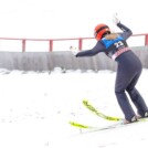 Da unten hört die Schanze auf: Jenny Nowak (GER) landet erst bei 100 Metern.