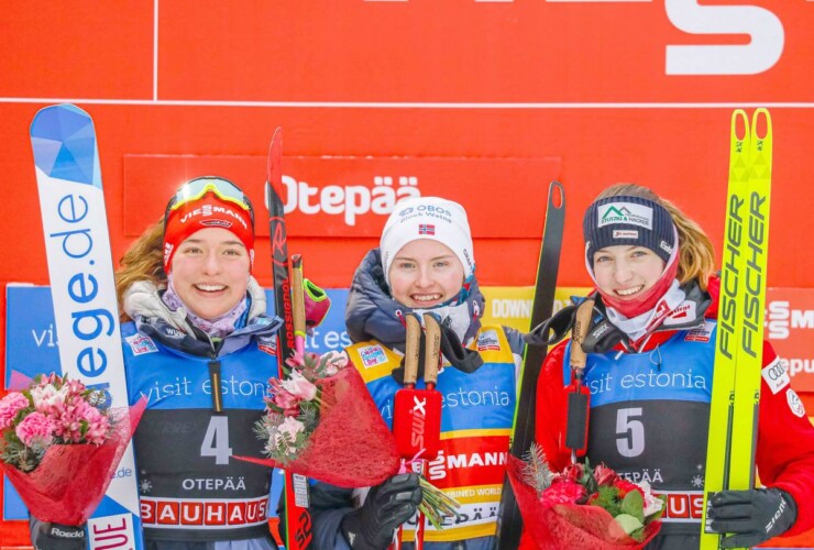 Das Podium der Damen: Nathalie Armbruster (GER), Gyda Westvold Hansen (NOR), Lisa Hirner (AUT), (l-r)