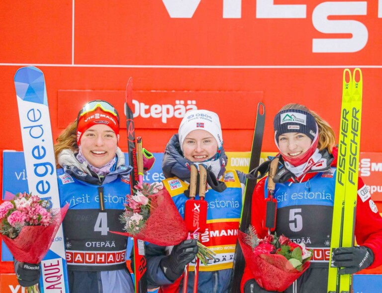 Das Podium der Damen: Nathalie Armbruster (GER), Gyda Westvold Hansen (NOR), Lisa Hirner (AUT), (l-r)